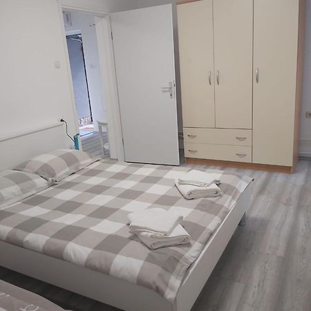 Pepa Zg Apartment Zagreb Bagian luar foto